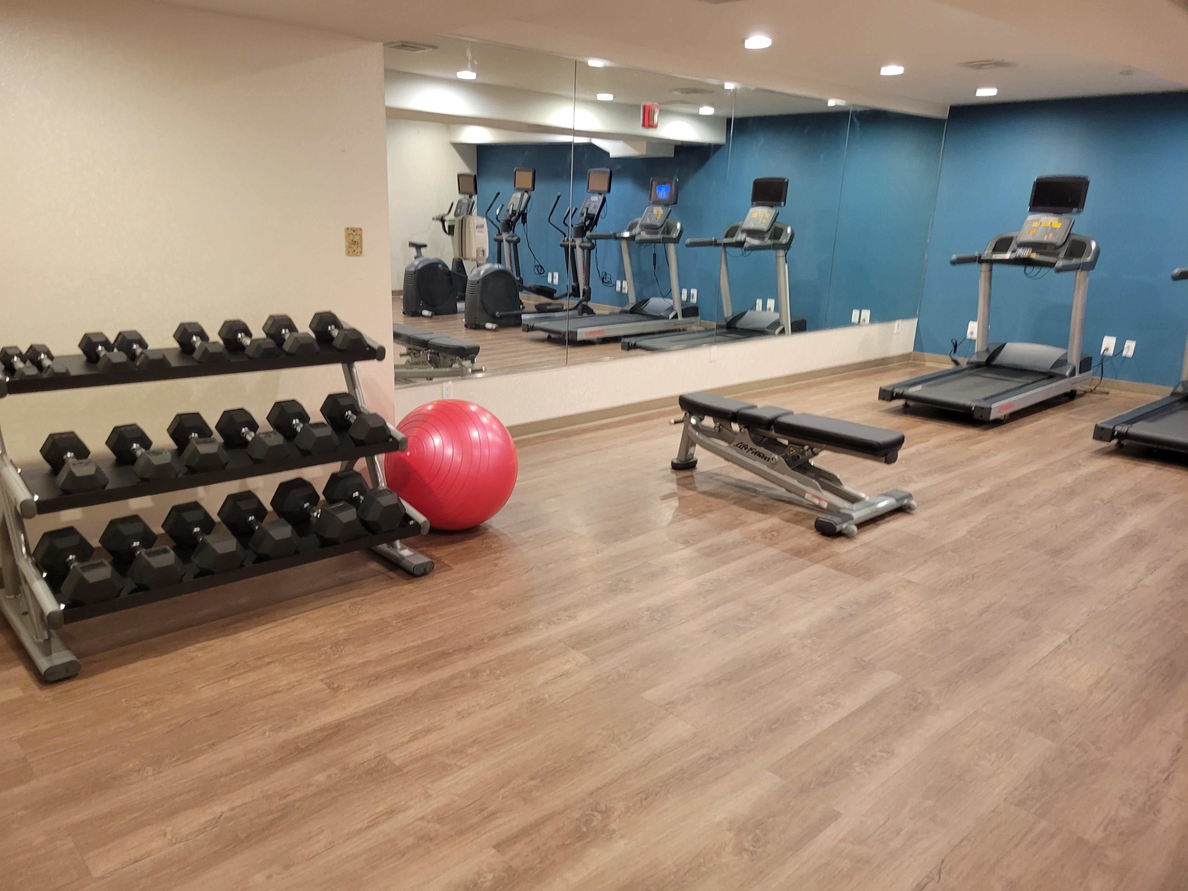 Holiday Inn Express Maspeth By Ihg New York Eksteriør billede