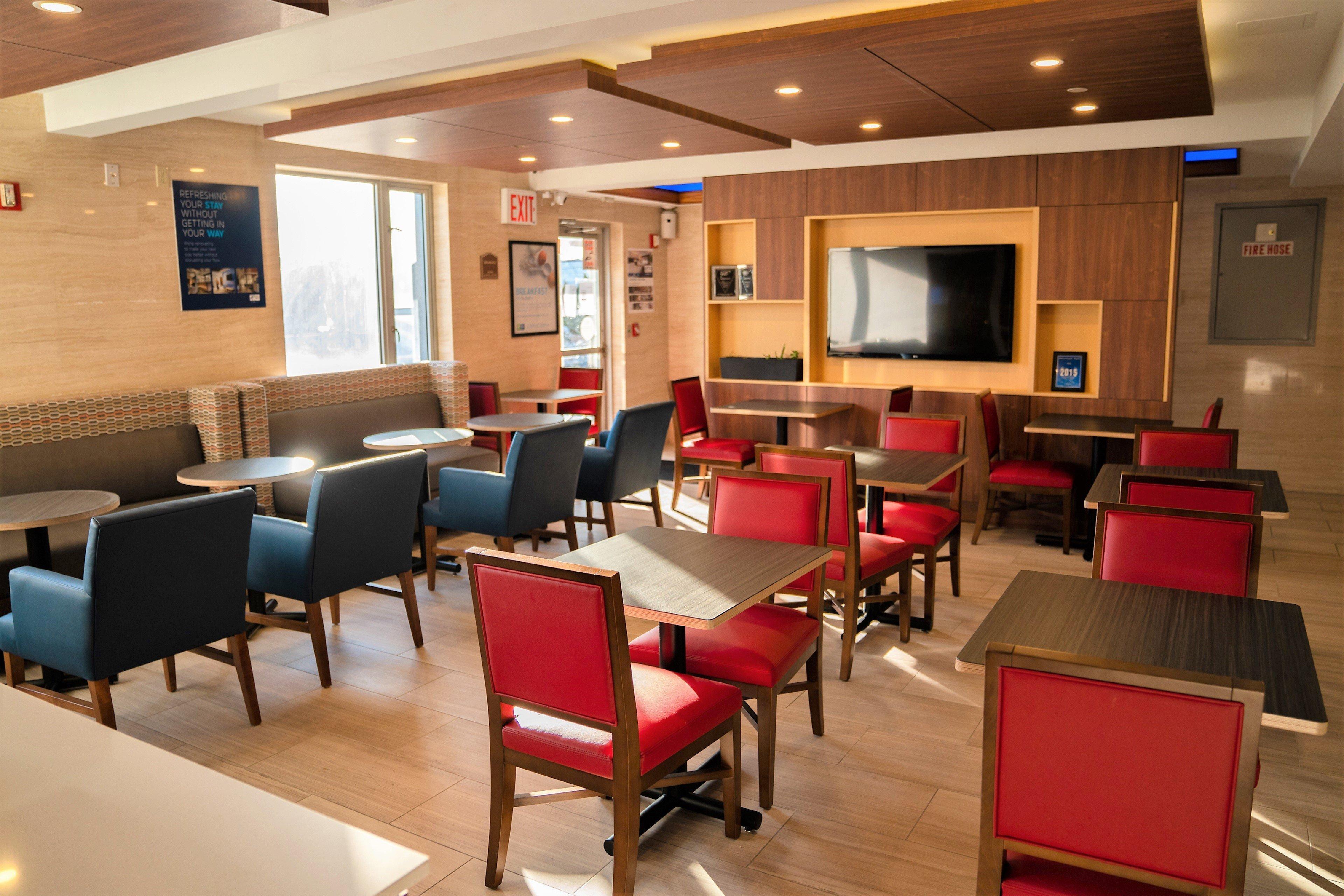 Holiday Inn Express Maspeth By Ihg New York Eksteriør billede